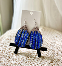 Load image into Gallery viewer, Hand-Painted Earrings 2
